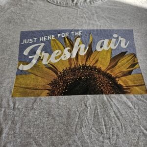 ⭐️Ladies Gray Aerie T-Shirt with Sunflower Graphic Oversized Lg